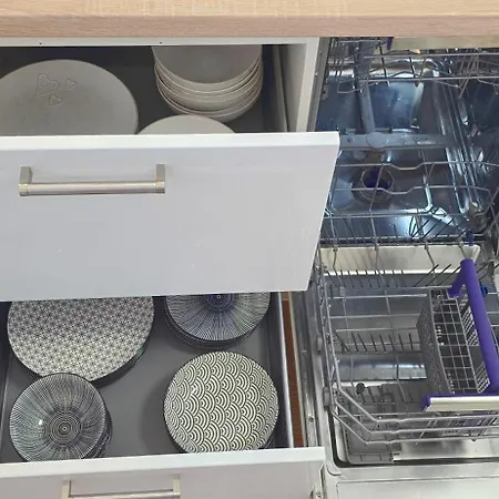 Castle View Sky, 3 Rooms, Panorama Loggia, Free Parking, Wifi, Old Town *