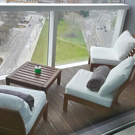 Castle View Sky, 3 Rooms, Panorama Loggia, Free Parking, Wifi, Old Town Apartmán