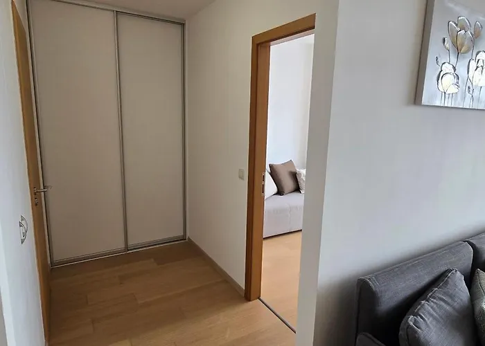 아파트 Castle View Sky, 3 Rooms, Panorama Loggia, Free Parking, Wifi, Old Town 브라티슬라바